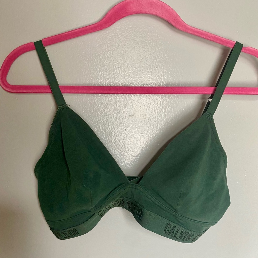Calvin Klein Athletic Lightly Lined Triangle Bralette